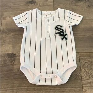 NWOT Chicago White Sox Jersey Bodysuit